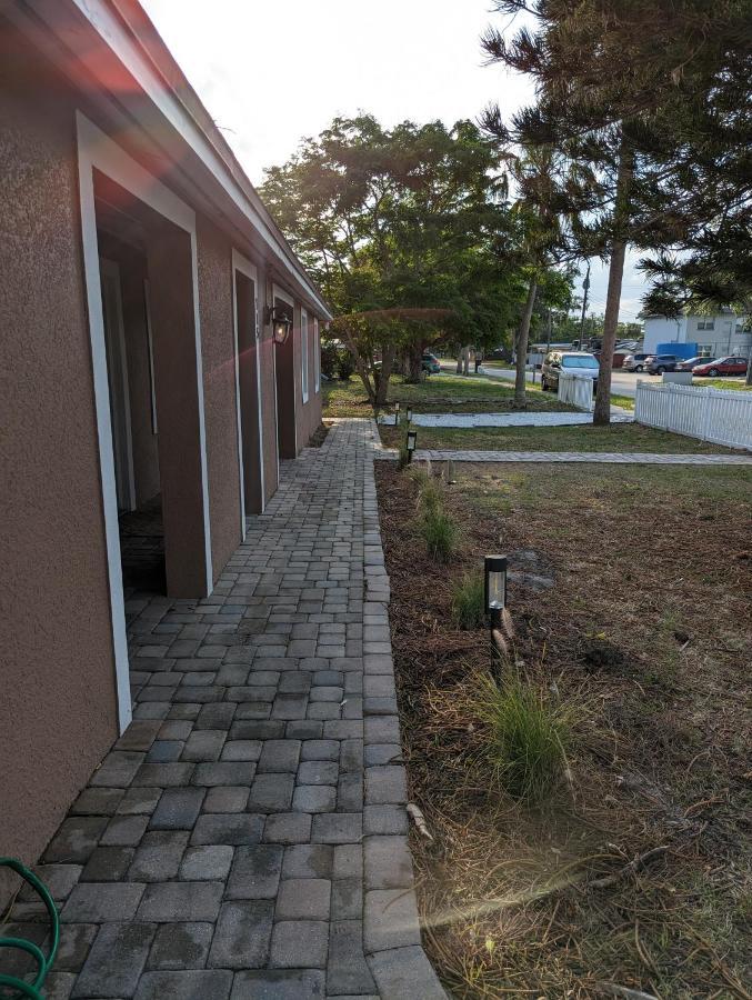 Charming & Cozy Lagoon Retreat - Steps From River - Parking Titusville Luaran gambar