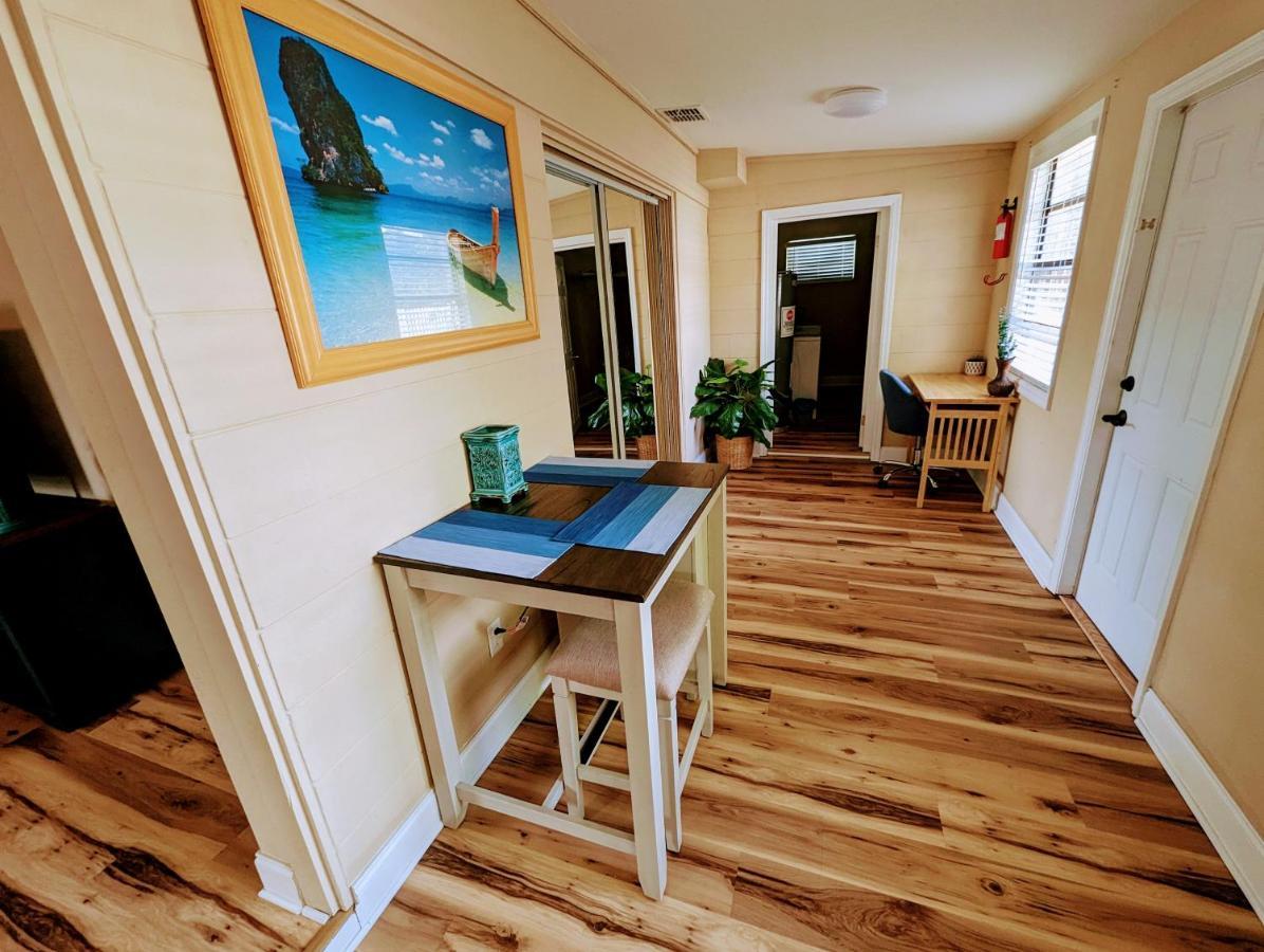 Charming & Cozy Lagoon Retreat - Steps From River - Parking Titusville Luaran gambar